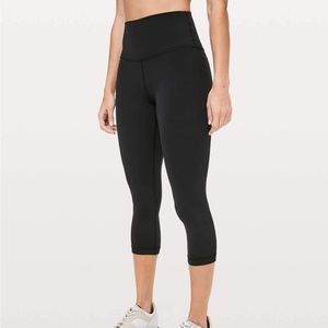 Lululemon cropped black leggings Sz 4
